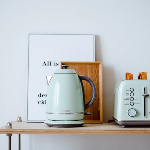 BUYDEEM Electric Kettle model K640 color Cozy Greenish EU 1