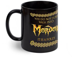 The Lord Of The Rings Walk Into Mordor - czarny kubek 1