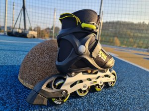 Rolki Damskie Męskie Czarne Kauczukowe Solidne z Hamulcem KUBISPORT roz. 45 5