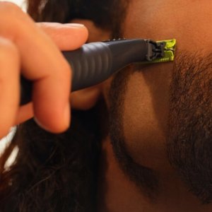 Philips QP1424/65  ONEBLADE PREMIUM GIFT PACK 4