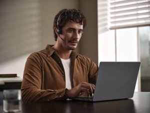 SHOKZ OPENMEET Bluetooth Knochenschall Headset USB C Dongle 8