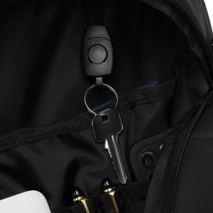 Czarny plecak podróżny z komorą próżniową i portem USB - Peterson NoSize 27