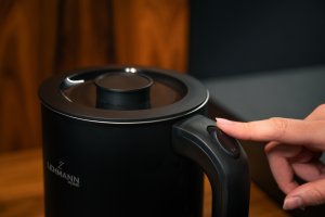 CZAJNIK ELEKTRYCZNY LEHMANN VENICE CZARNY 11