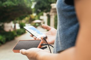 Cellularline Solar Charger Power Bank 10.000mAh Orange 6
