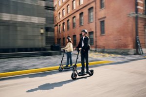 Hulajnoga elektryczna Segway Ninebot F3 E 3