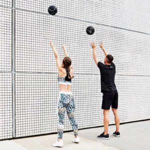 Gorilla Sports Piłka lekarska z wypustkami 4 kg 4