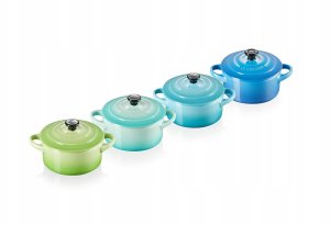 Le Creuset Stoneware Set of 4 petite Casseroles 10x5cm ocean 9