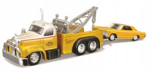 MAISTO 15055-28 Holownik Mack B-61 1953 + Buick Riviera 1965 1:64 1