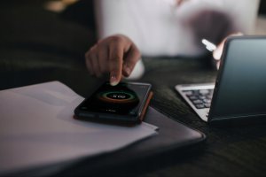 Pogodowy regulator internetowy dla 1 obiegu grzewczego z termostatem radiowym 3