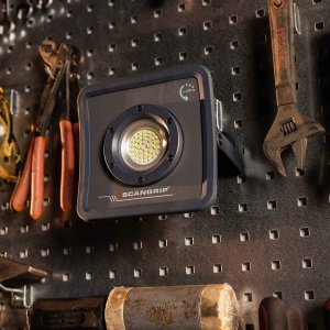 Lampa robocza LED 2000 lm akumulatorowa SCANGRIP NOVA R forLIFE 03.6201 13