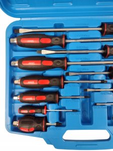 WKRĘTAKI DO POBIJANIA  12szt./SILVER WALIZKA 5