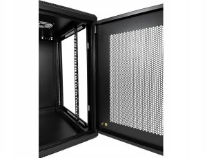 Szafa wisząca 19" 15U 600x600, niedzielona, drzwi perforowane jednoskrzydłowe, tył osłona pełna, osłony boczne zamykane na klucz, kolor czarny FLAT PACK, Q-LANTEC 1