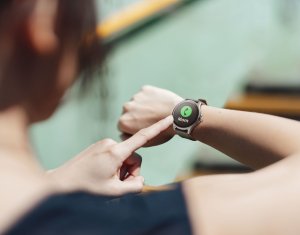 Cellularline Bluetooth Smartwatch ION PRO ROUND Black 2