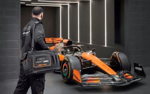 Dewalt Torba narzędziowa McLaren DWST60104-9 8