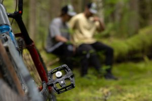 Evoca Pedały MAGPED GRAVITY 200NM (Enduro, Downhill), Magnetyczne z blokami, Siła magnesu 200Nm dla rowerzystów >75kg, Czarne (NEW) 11