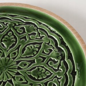 Drewniany talerz ze żłobionym wzorem GRELO, Ø 30 cm 2