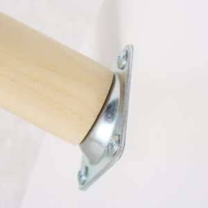 Drewniany stolik kawowy na 3 nogach VISBY, 45 x 48 cm 2