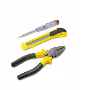 Zestaw narzędziowy 21 el. Kombinerki młotek bity 3