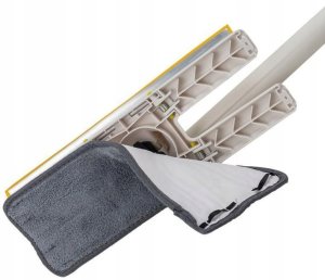 Mop z mechanizmem wyciskowym "motylek"i skrobaczką 3