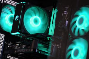 Actina View 7600X/32GB/1TB/RTX5070/750W 13