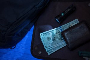 Olight Seeker 4 Mini Flashlight 5