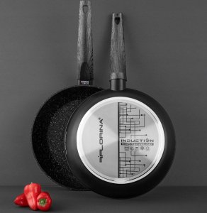 PATELNIA BONO 26 CM IND. (CZARNA, POWŁOKA IMITUJĄCA KAMIEŃ, UCHWYT CZARNY) 18