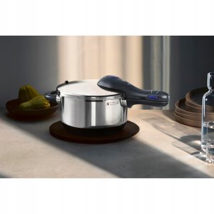 WMF Perfect Plus One Pot Schnellkochtopf-Set 4,5L+3L 12