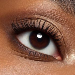 CATRICE_Tiny Treasures Eyeshadow Palette paleta cieni do powiek 010 Everyday Essentials 4,2g 5