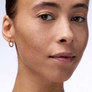 CATRICE_Soft Glam Filter Stick podkład w sztyfcie 020 Medium Light 9g 5