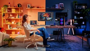 HP OMEN Transcend 32 White Backlit Gaming Charging Monitor - 31.5" 3840 x 2160 4K UHD 240Hz 250-nit AG, QD-OLED, USB-C(140W/15W)/2x HDMI/DisplayPort/Audio Jack, USB-C, 3x USB-A, KVM switch, speakers, height adjustable/tilt/pivot, 1 years 22