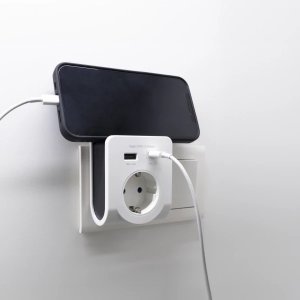 REV USB Ladegerät mit 240V Steck Dose plus USB-A&C     0020770112 2