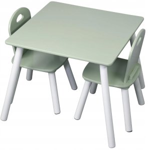 Stolik dziecięcy z 2 krzesełkami 3