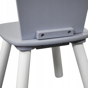 Stolik dziecięcy z 2 krzesełkami 7