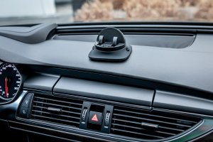 Uchwyt na telefon do samochodu na kokpit Supero, czarny 11