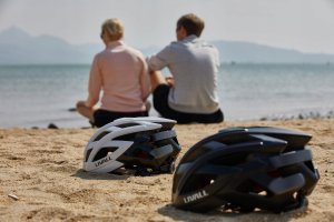 Kask szosowy Bluetooth 55-61cm LED/SOS/Intercom czarny 7