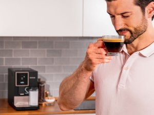 Ekspres ciśnieniowy Cecotec Cremmaet Compactccino Connected Black Rose Ekspres do kawy 11