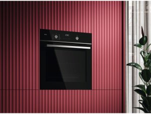 Juodos spalvos el.orkaitė su pirolize AEG OA5PB531AB 5