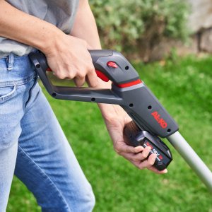 AL-KO 114033, Push lawn mower, 150 m², 22 cm, 3 cm, 5 cm, Brushless - SOLO 11