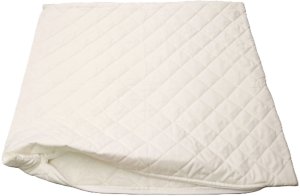 Protective quilted pillowcase MERKYS, 68 x 68 cm, 100% cotton 1