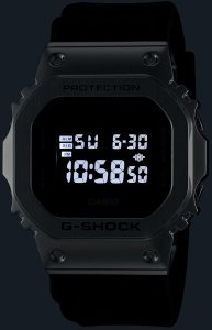 Casio G-Shock GM-5600U-1ER  200m czarny 4