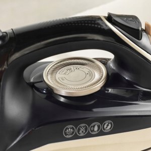 Żelazko parowe 2200 W PETRA, 100 g/min, 230 ml 6