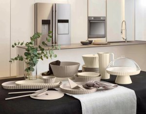 AGORA Patera do ciasta z pokrywą biała 4