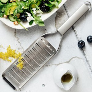Bruder Microplane tarka kuchenna, ręczna, na wiórki, ostra 3