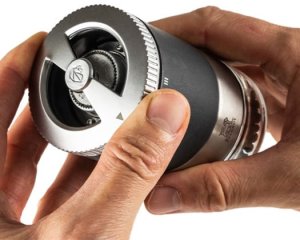 MAESTRO Młynek do pieprzu 11 cm, grafitowy 5