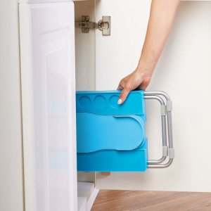 ND32_M7B M7B STOLIK PODSTAWKA DO PEDICURE 4