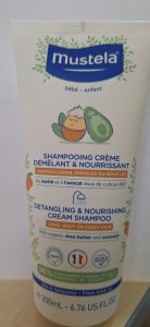 MUSTELA_Bebe odżywczy szampon ulatwiający rozczesywanie 200ml 1