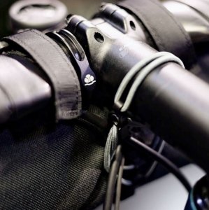 Torba na kierownicę BLACKBURN GRID HANDLEBAR BAG black, wodoodporna, odblaskowa, 1,2L (NEW 2025) 6