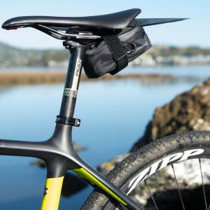 Torba pod siodło BLACKBURN GRID MTB SEAT BAG black, wodoodporna, odblaskowa, 0,4L (NEW 2025) 3