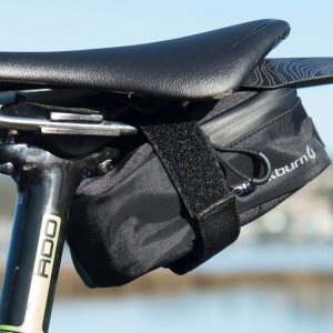 Torba pod siodło BLACKBURN GRID MTB SEAT BAG black, wodoodporna, odblaskowa, 0,4L (NEW 2025) 4