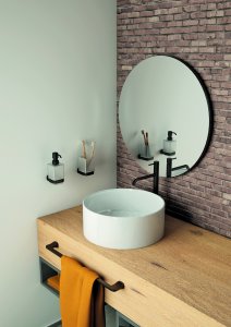 AMALFI TOOTHBRUSH HOLDER MATT BLACK 2